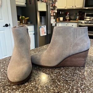Lucky Brand Light Gray Suede Ankle Booties